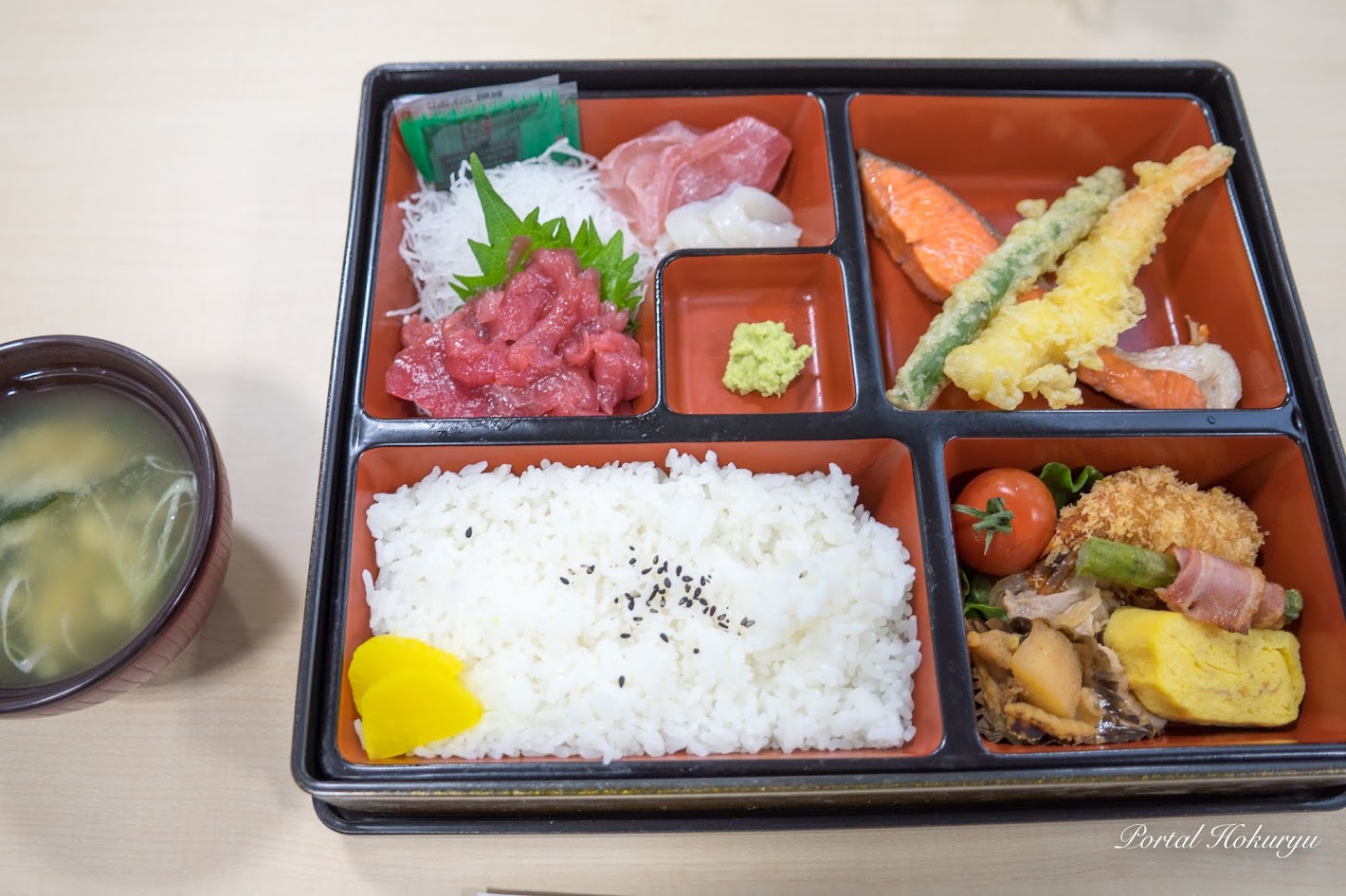 豪華な朝食お弁当