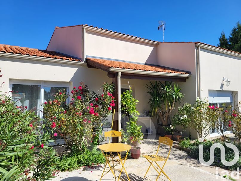 Vente maison 6 pièces 150 m² à Thenac (17460), 410 000 €