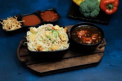 Chicken Manchurian Noodles With Gravy