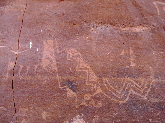 Poison Spring Canyon petroglyphs