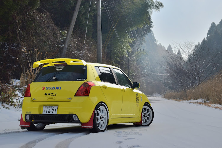 スイフトスポーツのneed for swift・スイフトスーパー1600になりたい・被災した地域の１日も早い復興を願ってます🙏・CTのみなさんに感謝・世界平和を願いますに関するカスタム事例の投稿画像1枚目