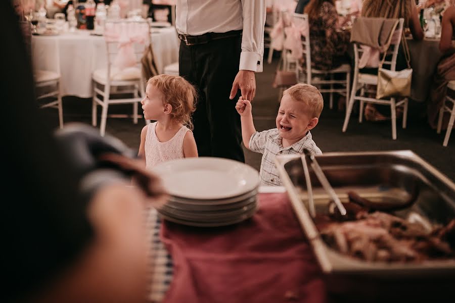 Fotógrafo de casamento Virág Mészáros (awhjs). Foto de 24 de setembro 2019