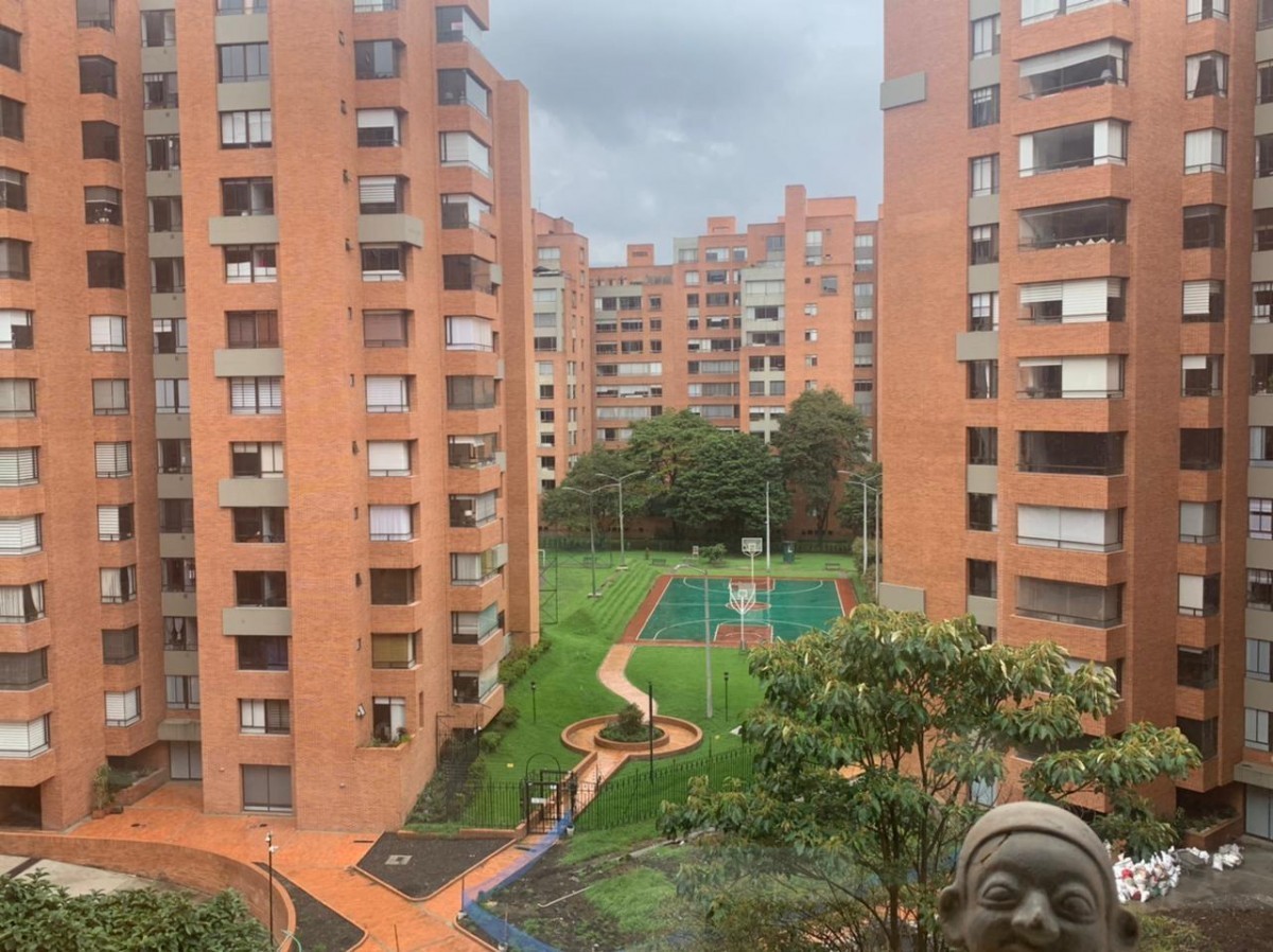 Apartamento En Venta - La Carolina, Bogota