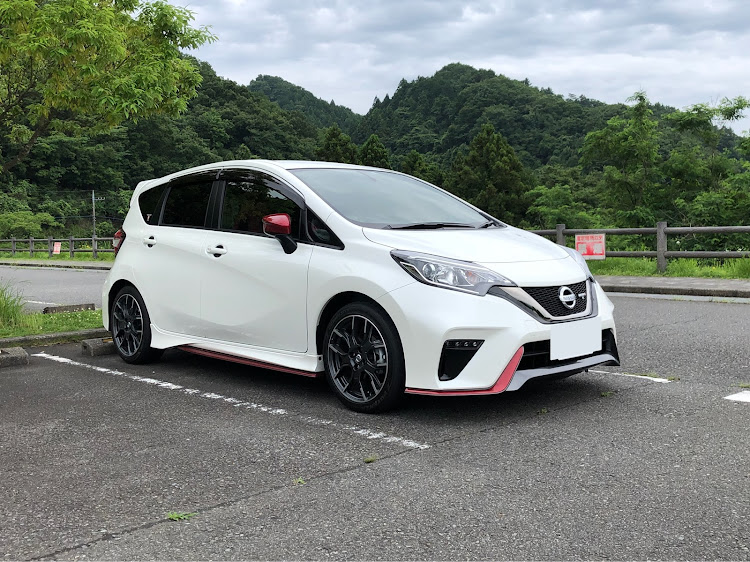 ノートのノートnismo S・ノートニスモs・ノートニスモ・道志に関するカスタム事例の投稿画像1枚目