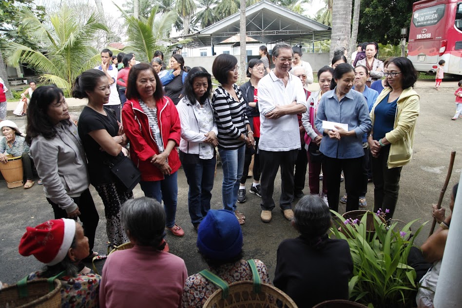 Nhóm Bác Ái: Trao tặng tình thương tại Kontum 09.2018