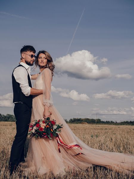 Fotografo di matrimoni Darya Zakhareva (dariazphoto). Foto del 6 novembre 2019