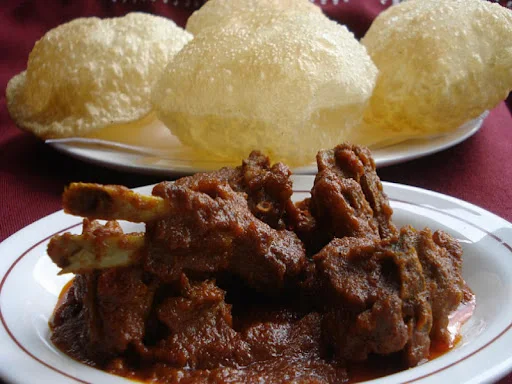 Mutton Kosha(3pc) And Luchi(4pc)combo