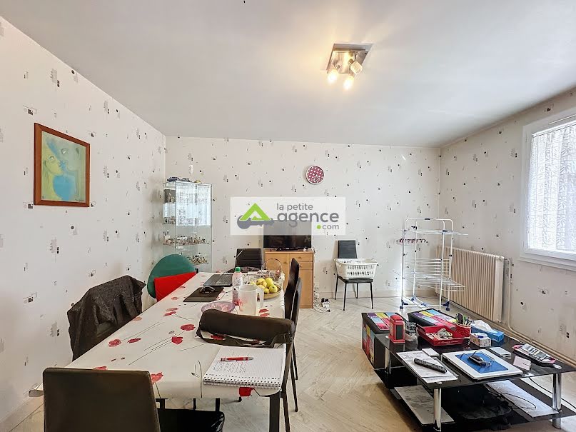 Vente appartement 3 pièces 57 m² à Aubusson (23200), 38 000 €