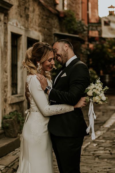 Jurufoto perkahwinan Marko Đurin (durin-weddings). Foto pada 5 April 2019