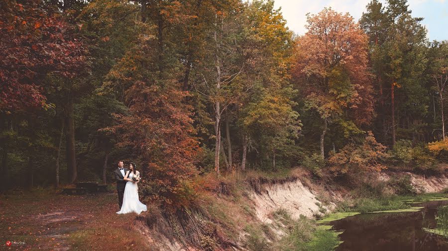 Fotógrafo de casamento Denis Fedorov (vint333). Foto de 22 de novembro 2017