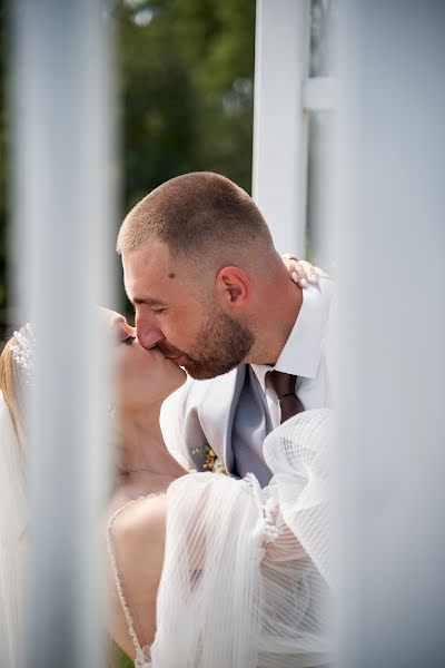 Fotógrafo de casamento Eduard Mudriy (edemstudio). Foto de 8 de setembro 2022