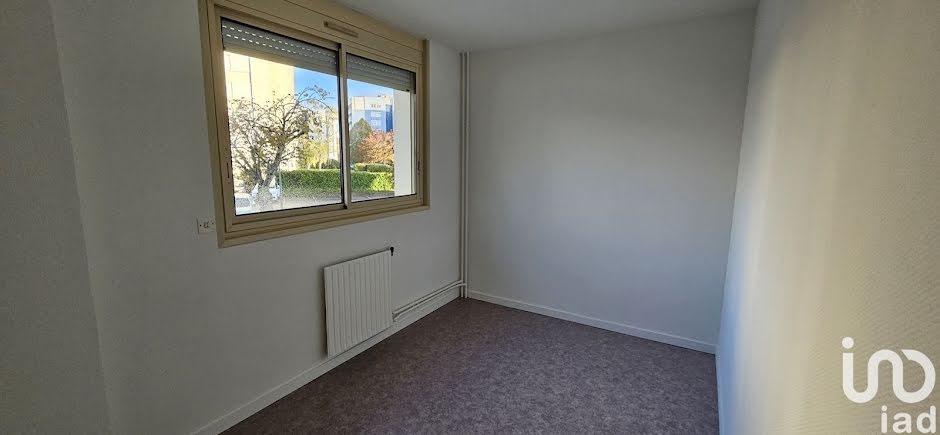 Vente appartement 4 pièces 79 m² à La Roche-sur-Yon (85000), 140 000 €