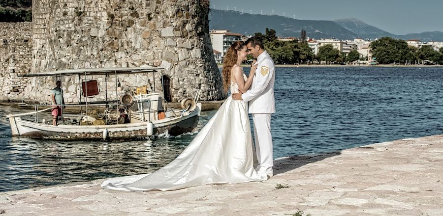 Fotógrafo de bodas Kostas Sinis (sinis). Foto del 3 de julio 2018