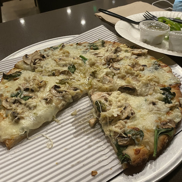 Gluten-Free Pizza at Pizza Boy