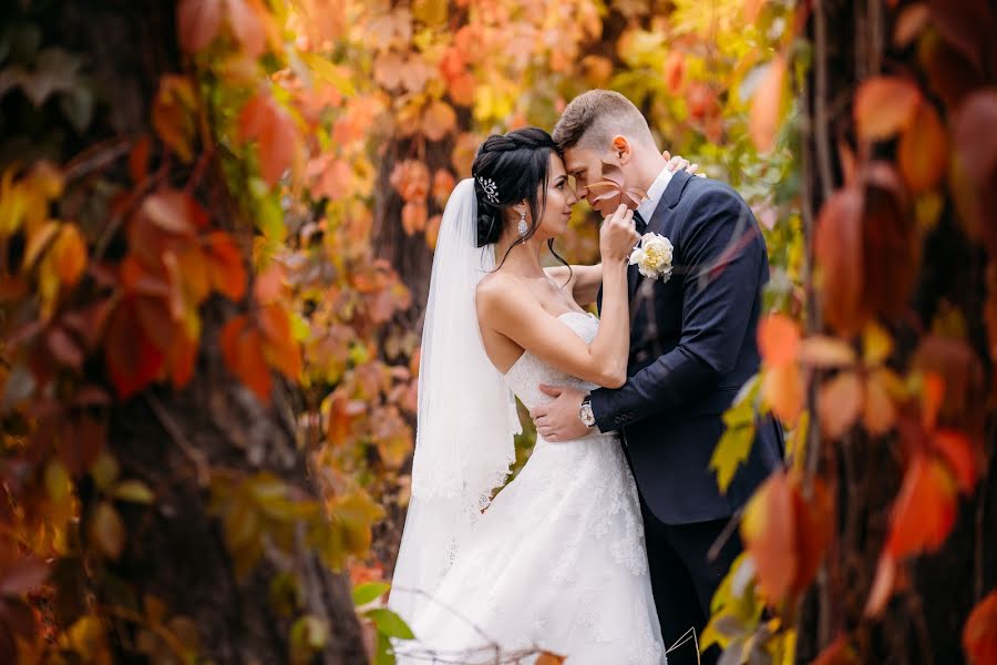 Fotografer pernikahan Alena Maksimchuk (alenmax). Foto tanggal 25 Oktober 2019