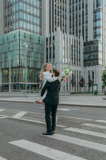 Wedding photographer Vitaliy Ushakov (ushakovitalii). Photo of 6 December 2022