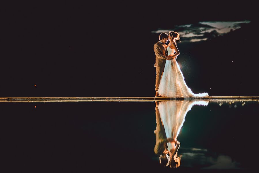 Wedding photographer Fernando Duran (focusmilebodas). Photo of 15 March 2018