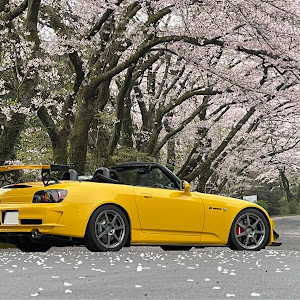 S2000