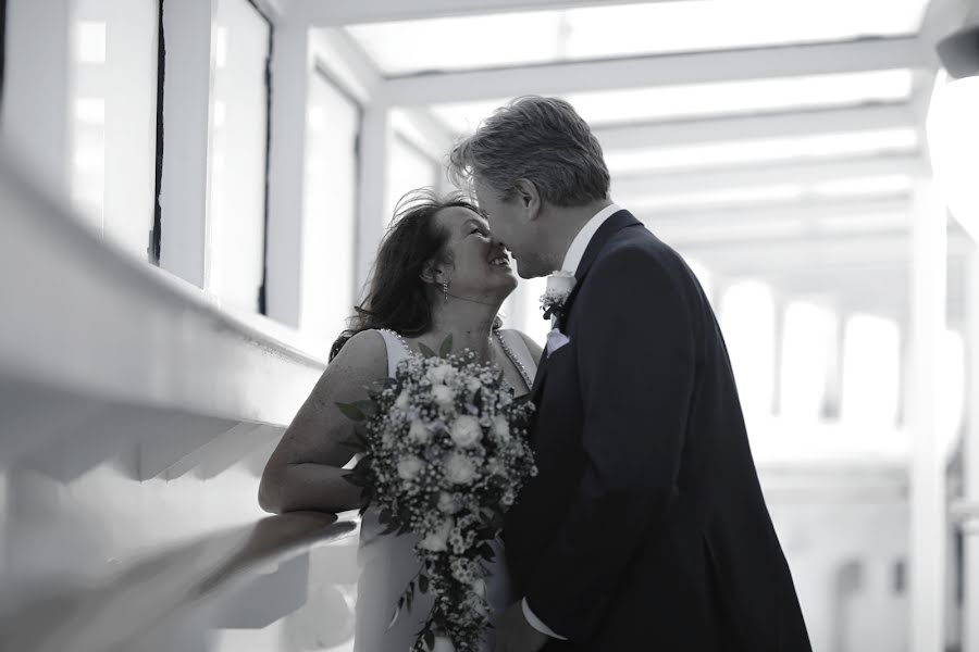 Fotografo di matrimoni Conray Guallar-Blignault (guallar-blinau). Foto del 28 febbraio 2019