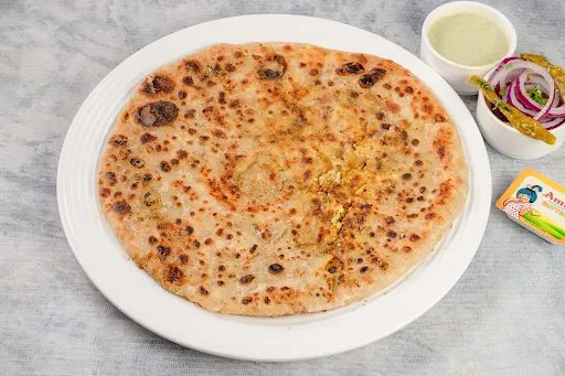 Paneer Pyaz Paratha.