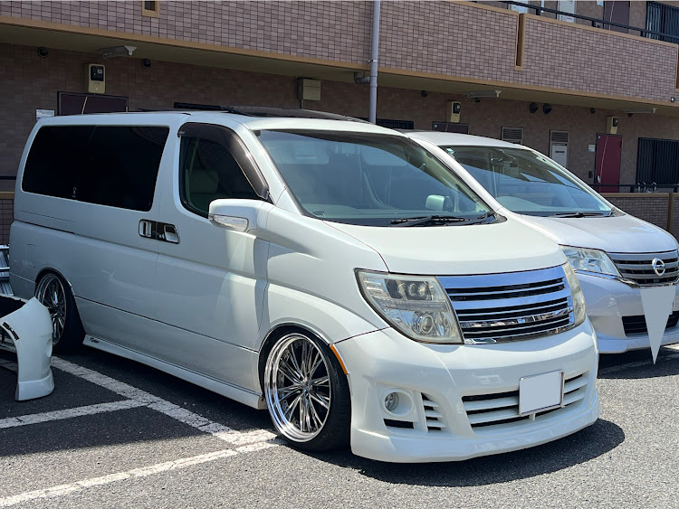 エルグランドのカーオーディオ紹介・DIY・洗車に関するカスタム事例の投稿画像3枚目