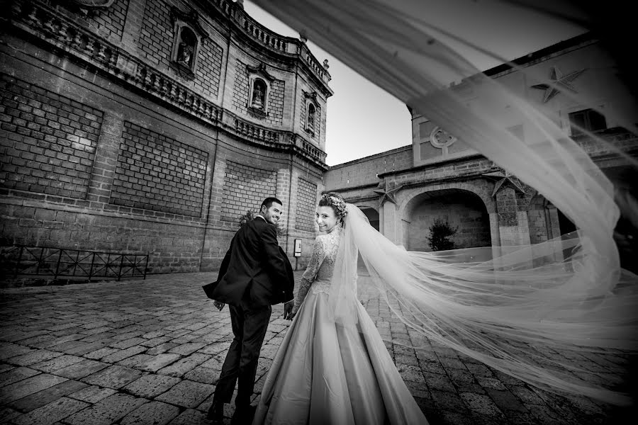 Wedding photographer Mimmo Ricatti (mimmoricatti). Photo of 18 November 2019