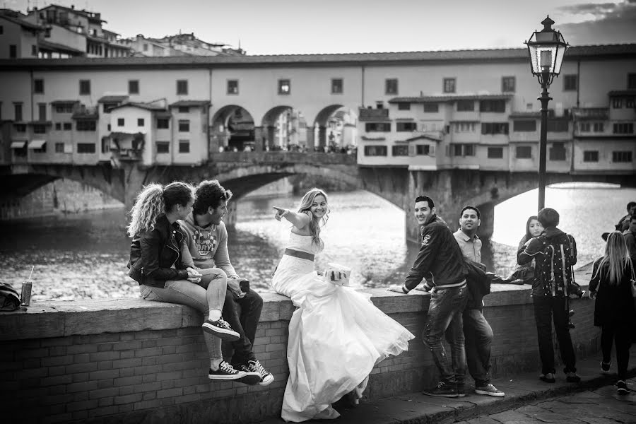 Fotógrafo de casamento Siria Buccella (andreaesiria). Foto de 13 de junho 2015