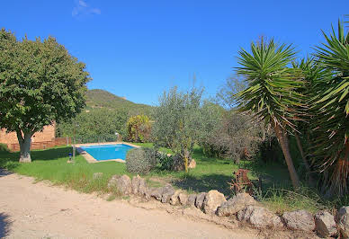 Villa with pool and terrace 2