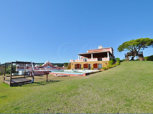 Villa avec jardin et terrasse 2