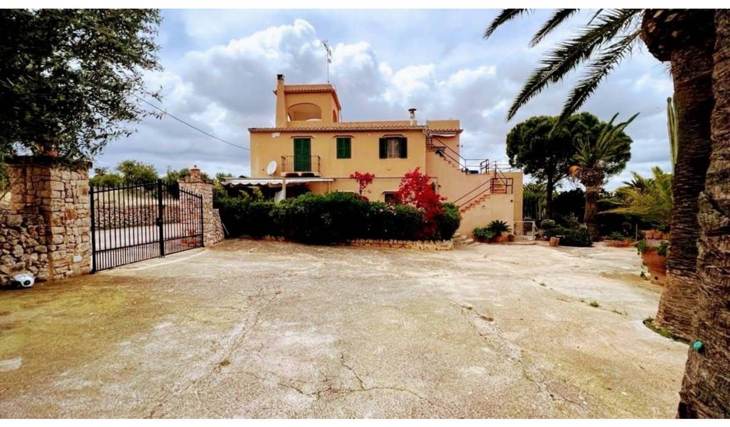 House with pool and terrace Santanyí