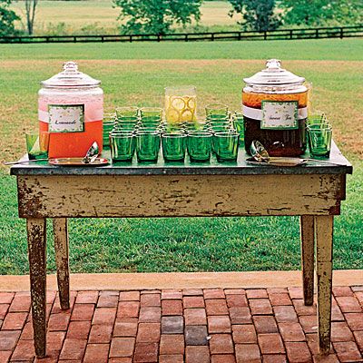 Lemonade and Iced Tea Service