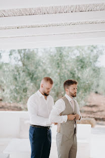 Wedding photographer Andrea Antohi (antohi). Photo of 24 November 2023