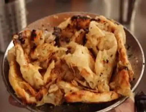 Chur Chur Naan (Aloo Pyaj)