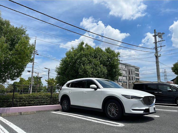 CX-8のアベイル枚方店・夏の空・カラッとした暑さ・TUBEの季節・CX-8最高に関するカスタム事例の投稿画像1枚目