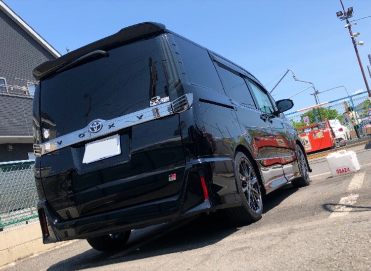 ヴォクシーのGR・洗車・写活・いい天気だ❗に関するカスタム事例の投稿画像2枚目