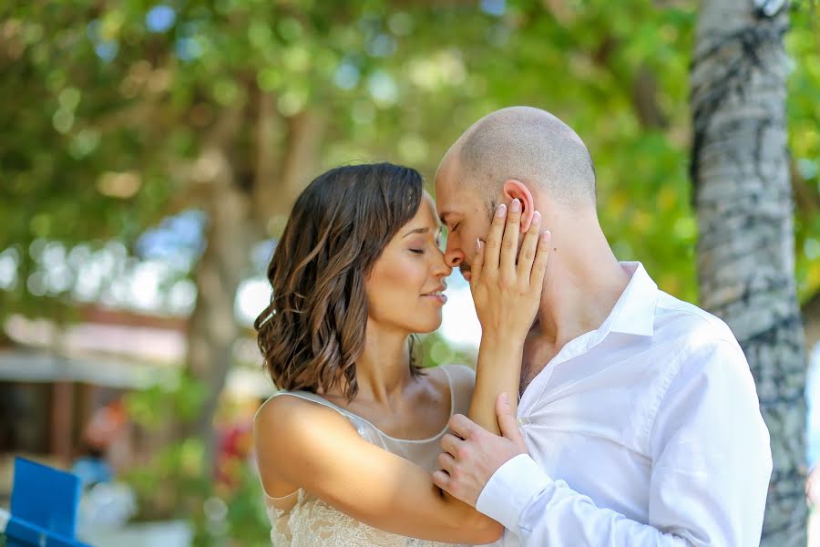 Fotografo di matrimoni Abdulla Irufan Irufan (abdullairufan). Foto del 22 luglio 2019