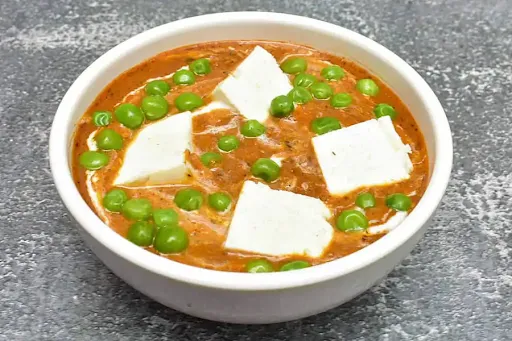 Matar Paneer