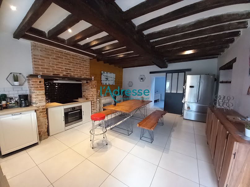 Vente maison 6 pièces 166 m² à Vallons-de-l'Erdre (44540), 272 360 €