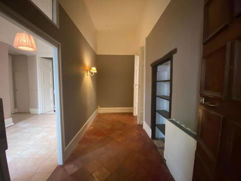 Location  appartement 2 pièces 119 m² à Castres (81100), 500 €
