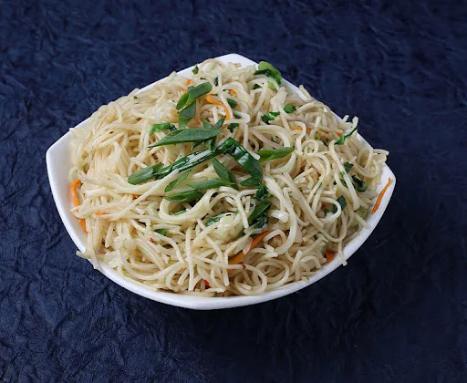 Veg Hakka Noodles