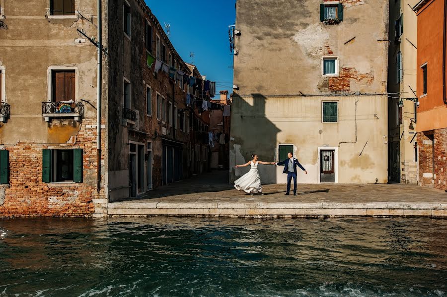 Wedding photographer Maciek Januszewski (maciekjanuszews). Photo of 7 February 2020