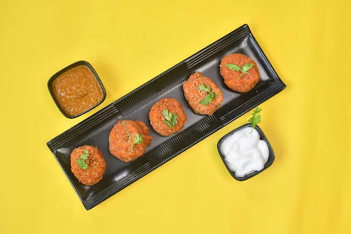 Corn & Cheese Fried Momos [5 Pieces]