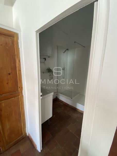 Location meublée appartement 2 pièces 49.67 m² à Aix-en-Provence (13090), 850 €