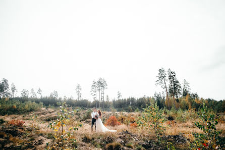 Wedding photographer Pavel Nenartovich (nenik83). Photo of 27 April 2017