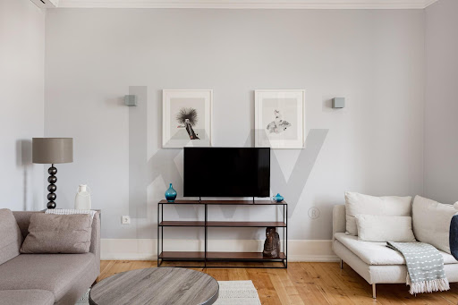 Apartment 5