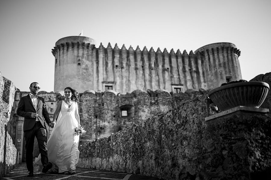 Fotografo di matrimoni Leonardo Scarriglia (leonardoscarrig). Foto del 13 agosto 2019