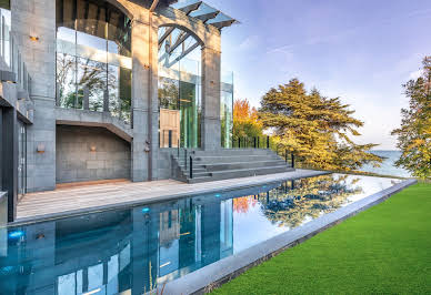 Maison avec piscine et jardin 2