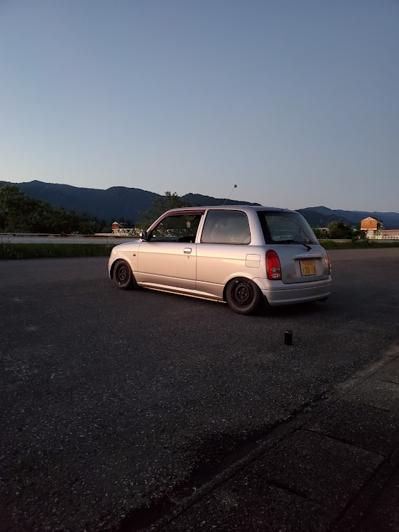ミラのDIY・車高調整・可変アクスルに関するカスタム事例の投稿画像1枚目