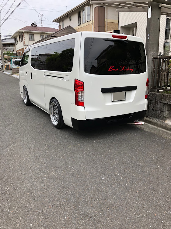 NV350キャラバンのひろきさんが投稿したカスタム事例の投稿画像3枚目