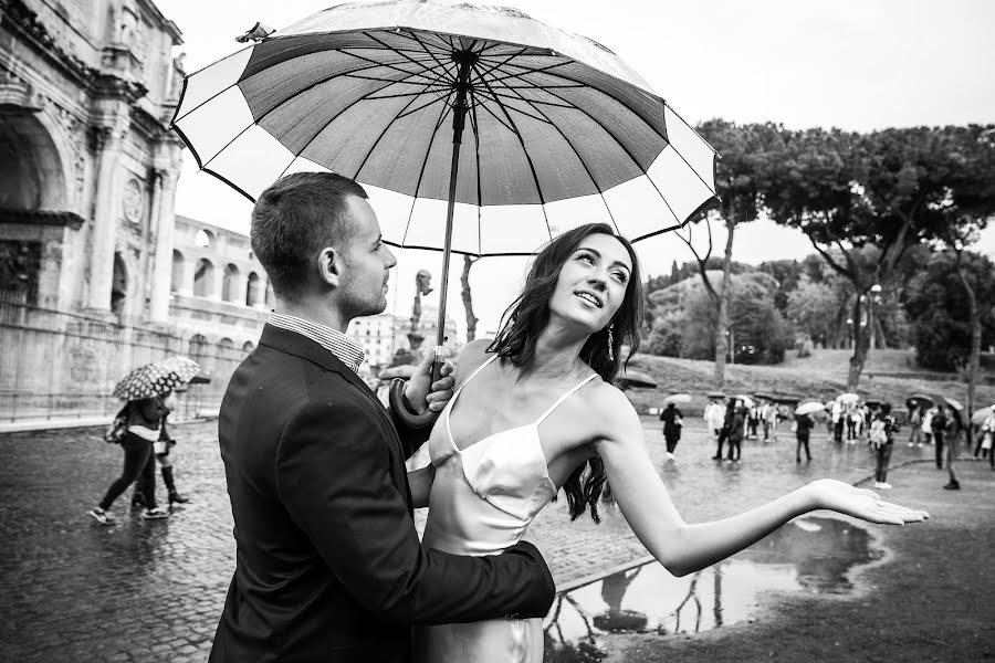 Fotógrafo de casamento Taya Kopeykina (tvkopeikina). Foto de 13 de janeiro 2017